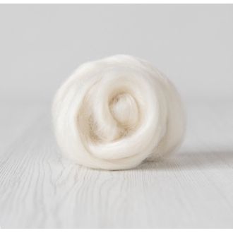 75% fine merino – 25% kid mohair (natural white) 50 gr DHG